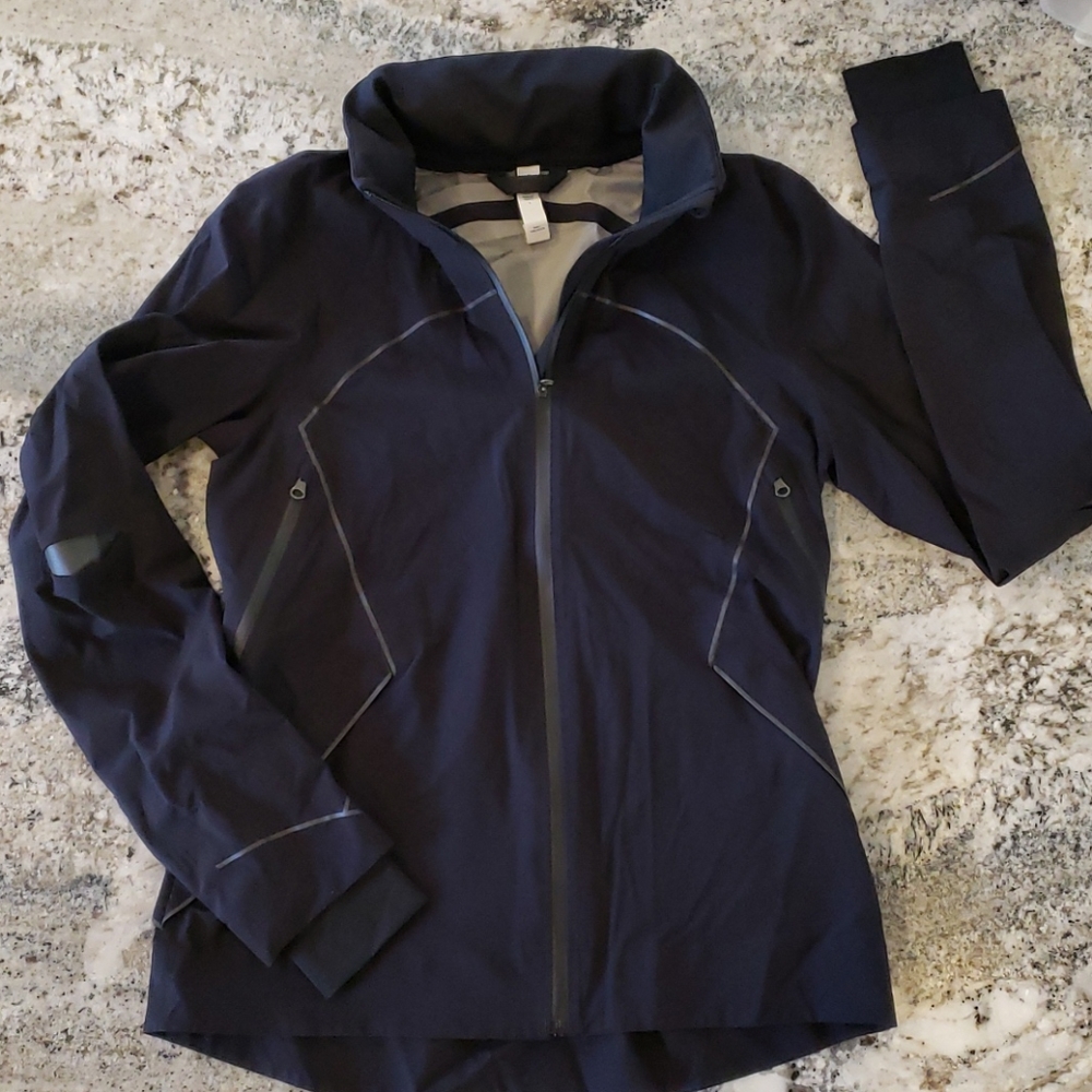 Lululemon Women's Hooded Running Jacket Rare 6